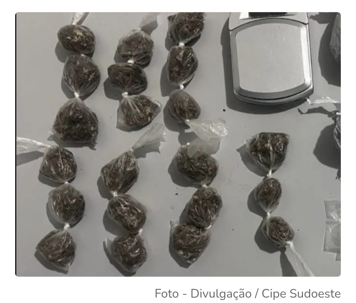 Livramento de Nossa Senhora CIPE sudoeste aprende drogas e detém homem suspeito de tráfico de droga