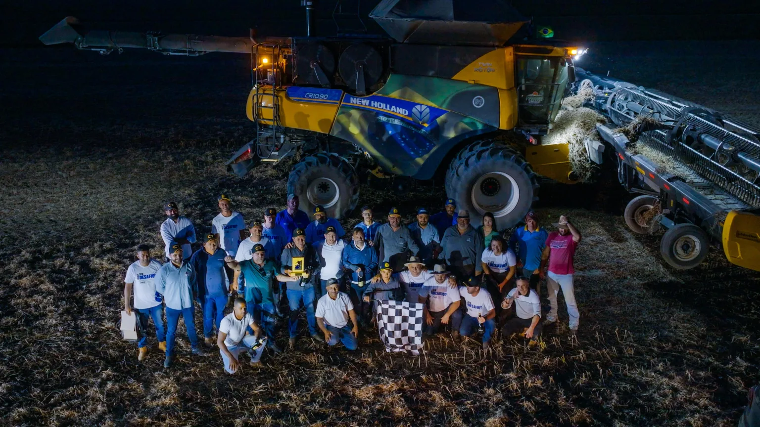 Agricultor do oeste da Bahia bate recorde de colheita de soja no Brasil