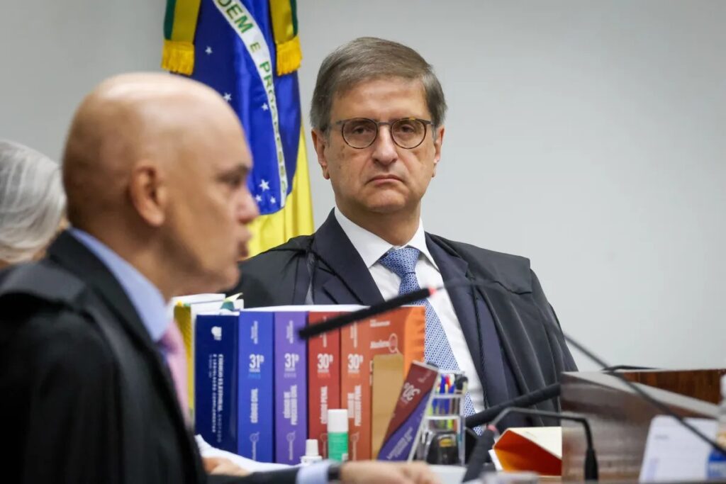 Delegados da PF pedem afastamento de Paulo Gonet do caso Master