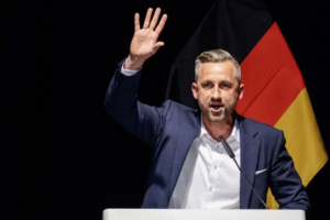 Pela primeira vez desde a 2ª Guerra Mundial, extrema
