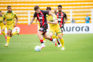 Vitória cede empate contra Mirassol e segue sem vencer fora de casa
