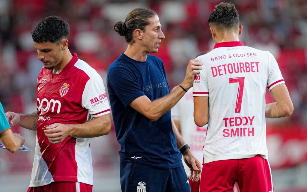 Sem PSG, ex-técnicos da Série A dominam topo da Ligue 1