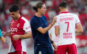 Sem PSG, ex-técnicos da Série A dominam topo da Ligue 1
