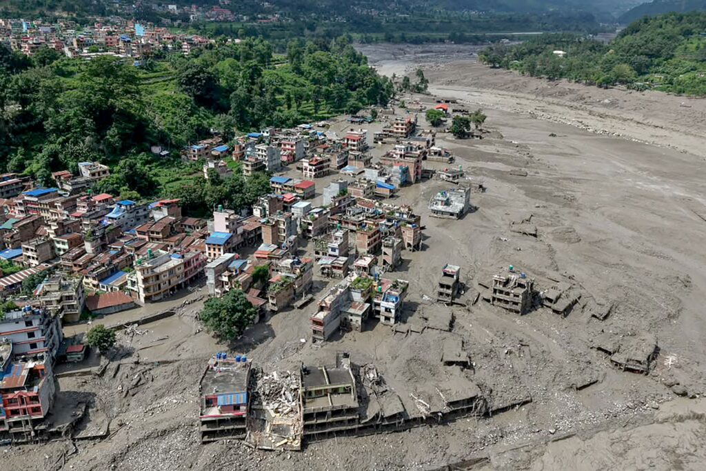 Tragédia no Nepal: sobe para 6.150 número de desaparecidos; mortos já são mais de mil